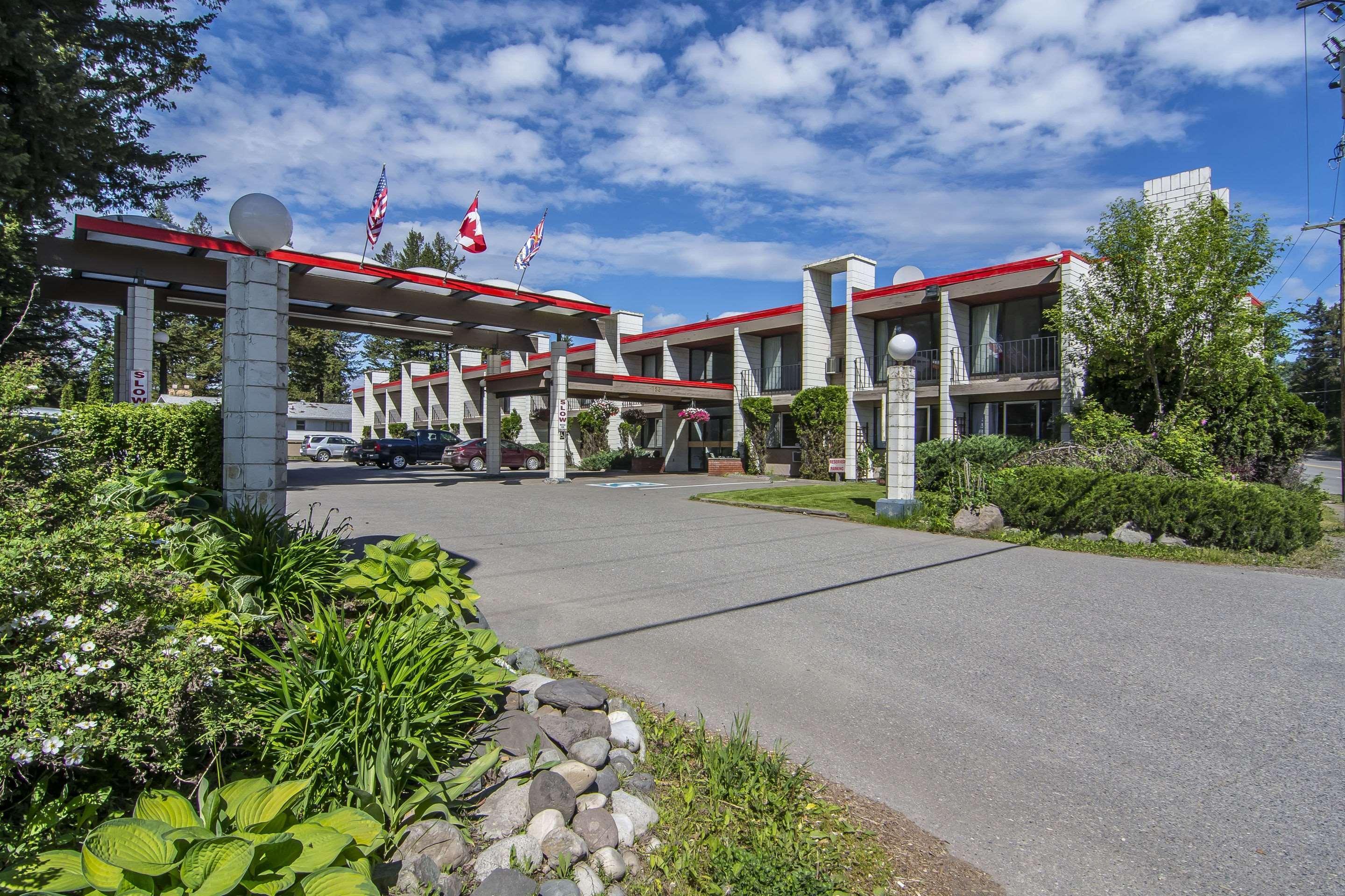 Prestige Riverside Lodge Quesnel Exterior photo